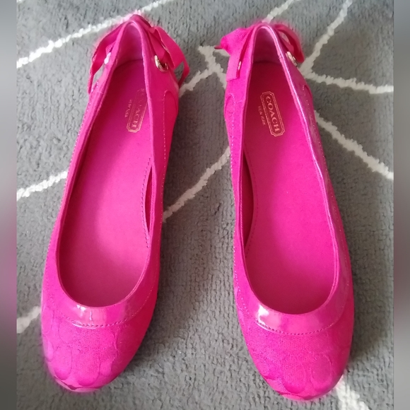 Coach Ronda Fuchsia Logo Ballet Flats EUC - Picture 2 of 14